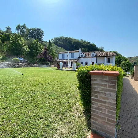 Casale Orgogliosa. Villa Unica Con Piscina. Villa San Vito Chietino